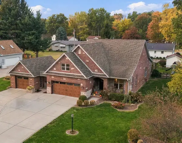 207 Eastwood Drive, Kouts, IN 46347