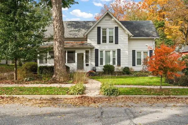 405 Napoleon Street, Valparaiso, IN 46383