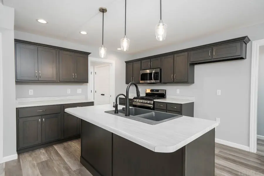 451 Rockwell Avenue, Roanoke, IN 46783 - #2