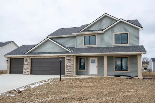 310 Cottonwood Court, Markle, IN 46770