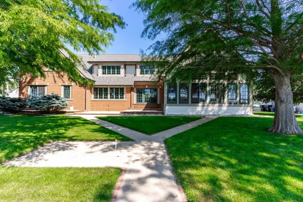 280 Lane 345 Lake James, Angola, IN 46703