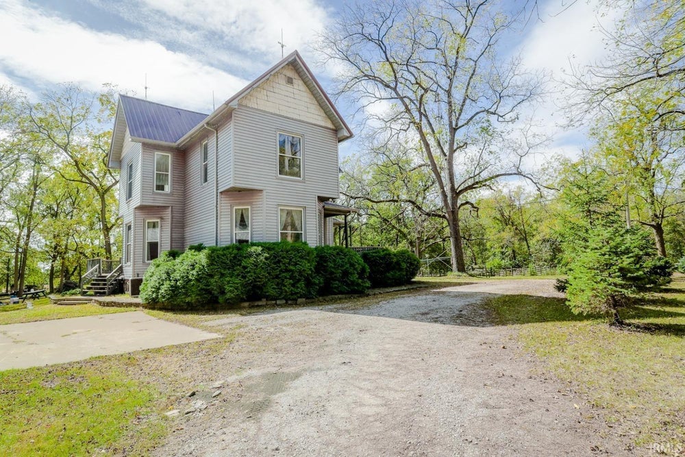 10817 W 325 S Road, Rensselaer, IN 47978 BHGRE