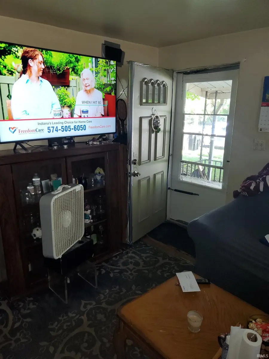 1314 Goodland Avenue, South Bend, IN 46628 - Image #2