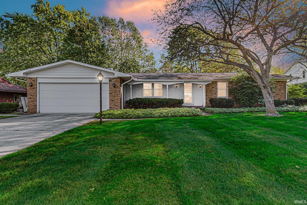 6228 Chaucer Court, South Bend, IN 46614 BHGRE