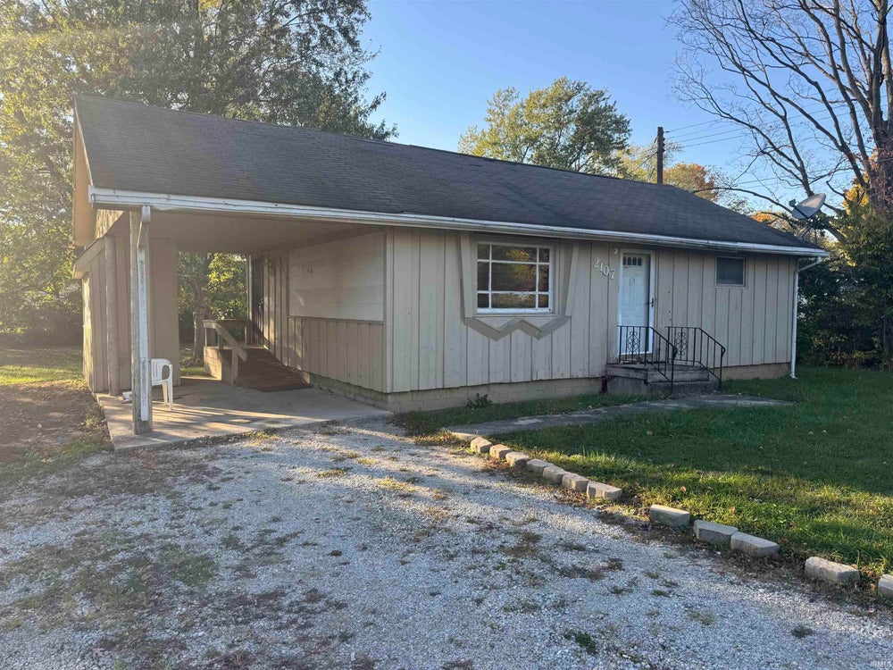 2107 N Brady Street, Muncie, IN 47303 BHGRE