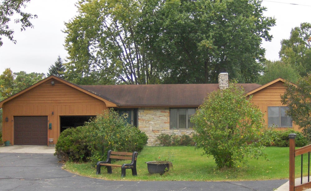 50947 County Road 7, Elkhart, IN 46514 BHGRE