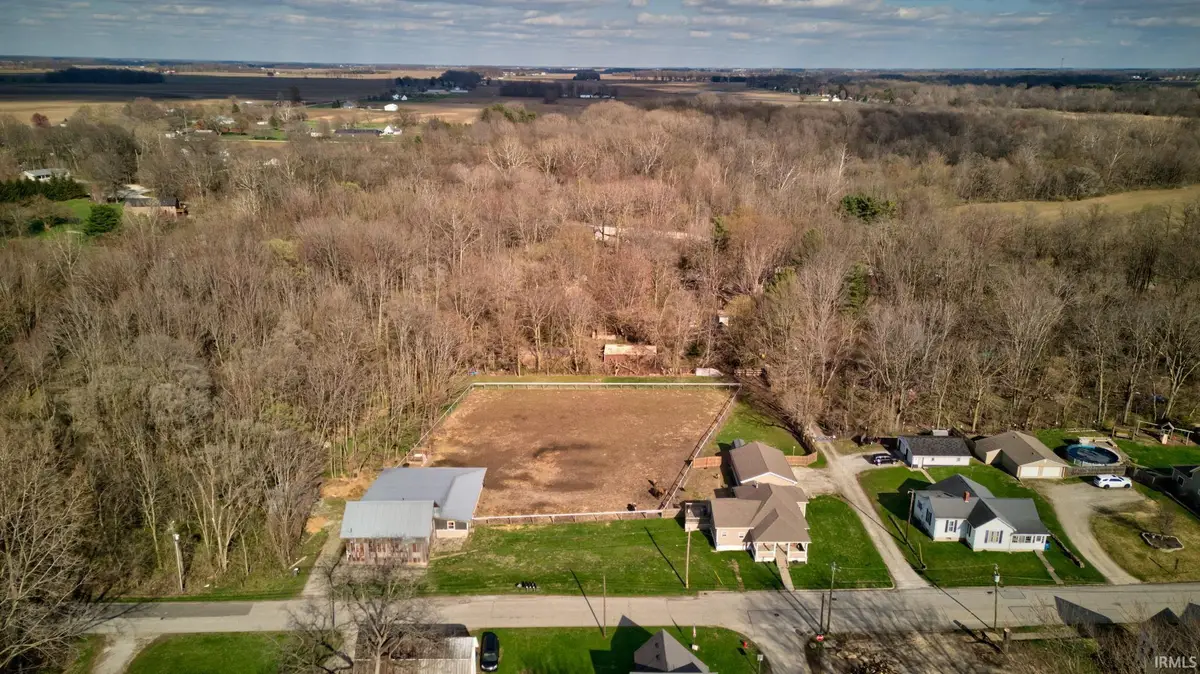 215 N Lincoln Street, Galveston, IN 46932 - Image #1