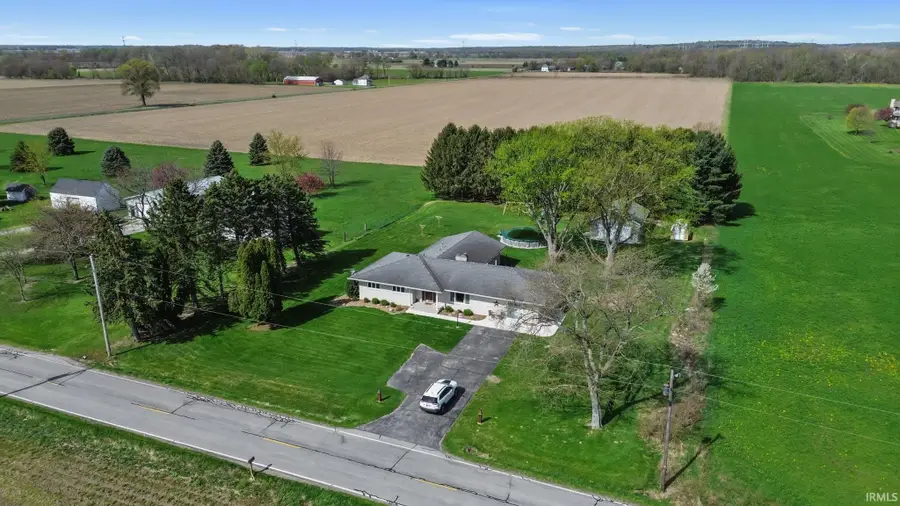 56915 Tulip Road, New Carlisle, IN 46552 - #3