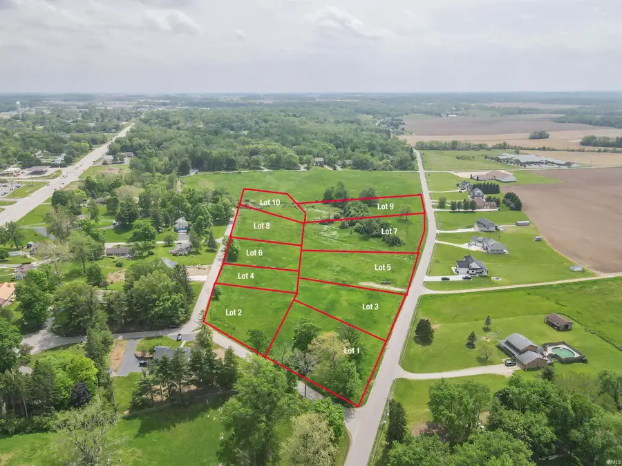 ***10 Meadowbrook Drive, New Castle, IN 47362 - #3