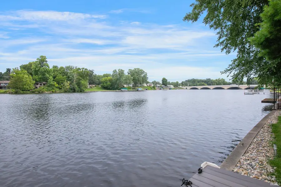 22147 Sunset Lane, Elkhart, IN 46516 - Image #2