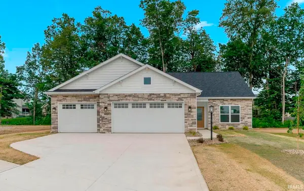 8245 Caverango Boulevard, Fort Wayne, IN 46815