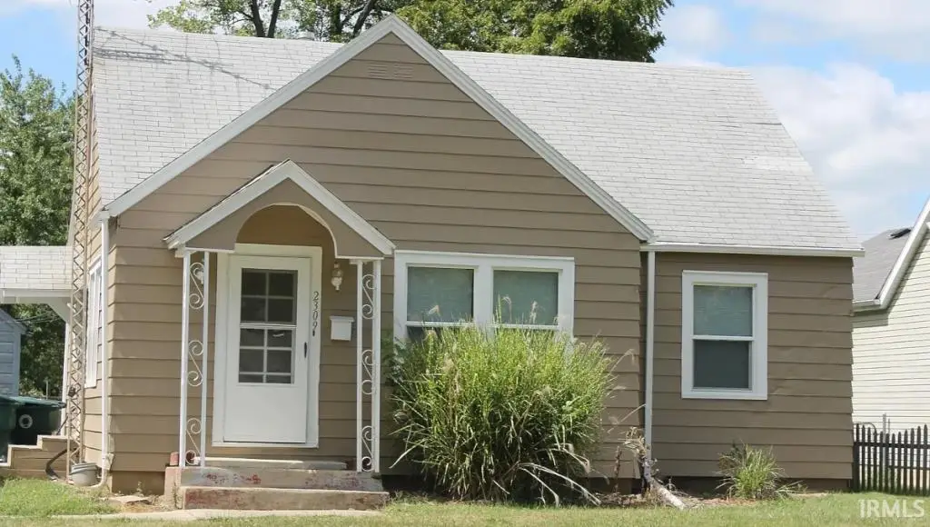 2309 N Maplewood Avenue, Muncie, IN 47304 - Image #1