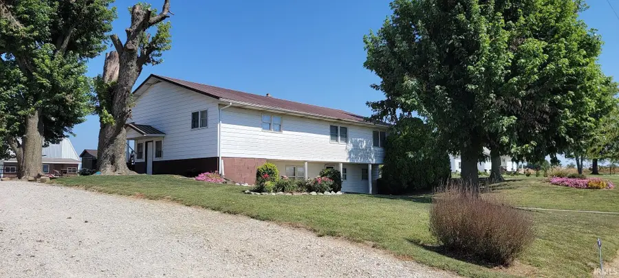 3154 N 900 E, Barr, IN 47558 - Image #2