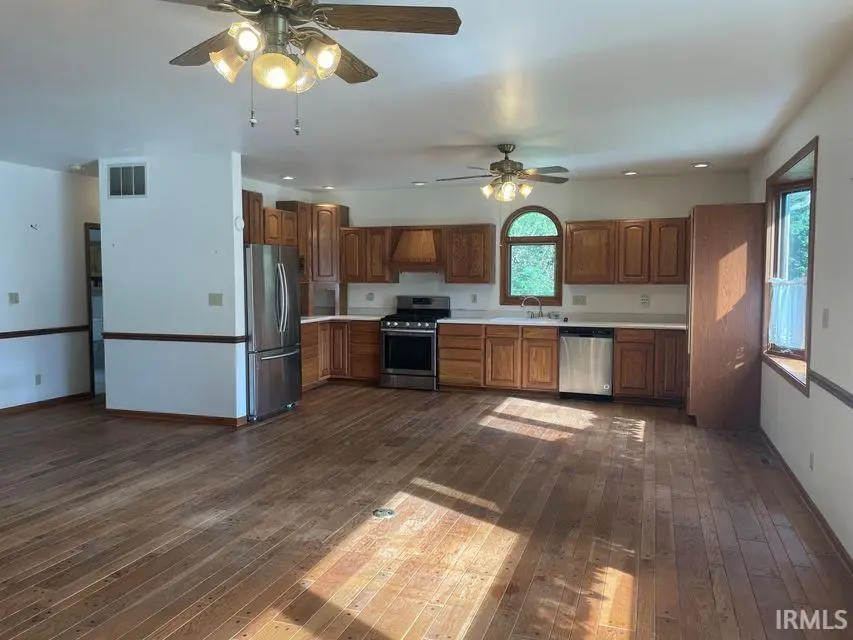 7769 E Bell Avenue, New Carlisle, IN 46552 - Image #3