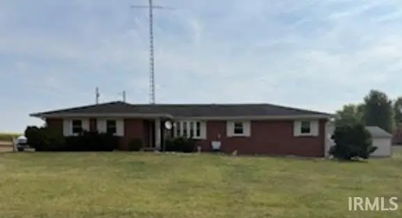 5462 N 1150 W, Flora, IN 46929