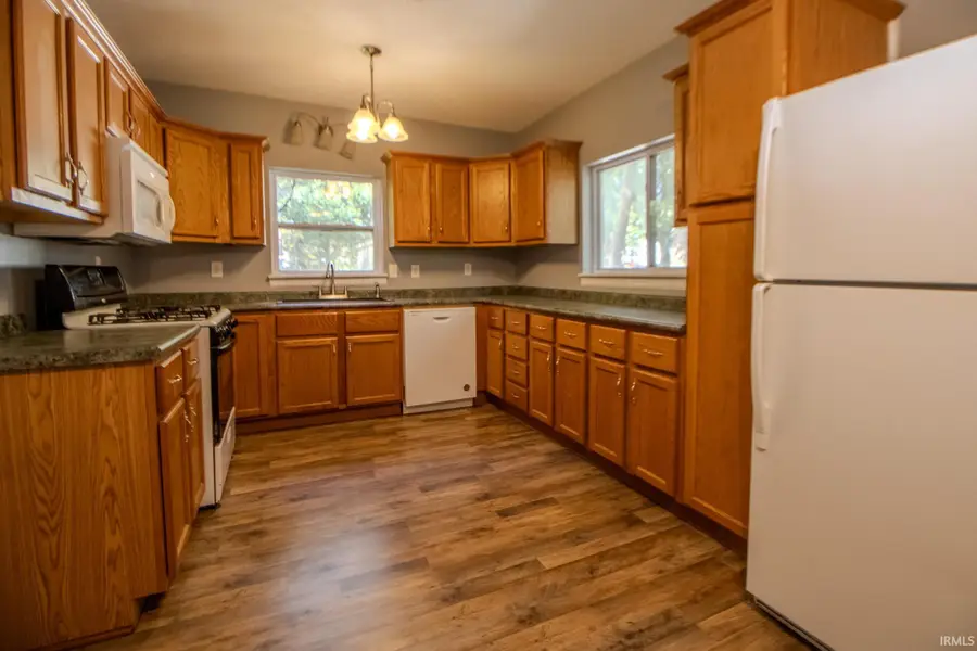 203 W Lake Street, Knox, IN 46534 - Image #3