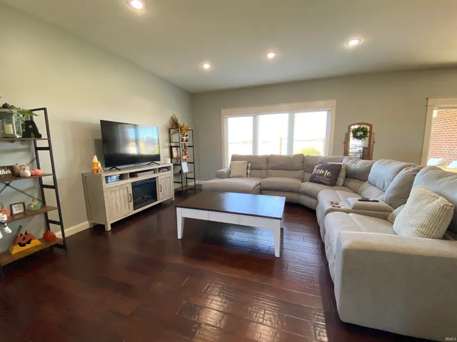 1944 Sophia Lane, Seymour, IN 47274 - Image #3