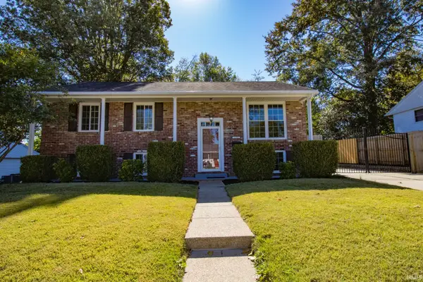 1300 Woodbine Lane, Evansville, IN 47710