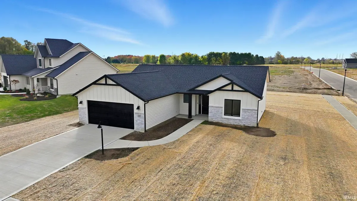 507 Caribou Crossing, Auburn, IN 46706 - Image #1
