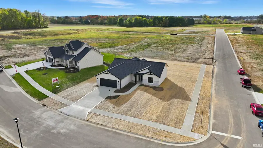 507 Caribou Crossing, Auburn, IN 46706 - Image #2