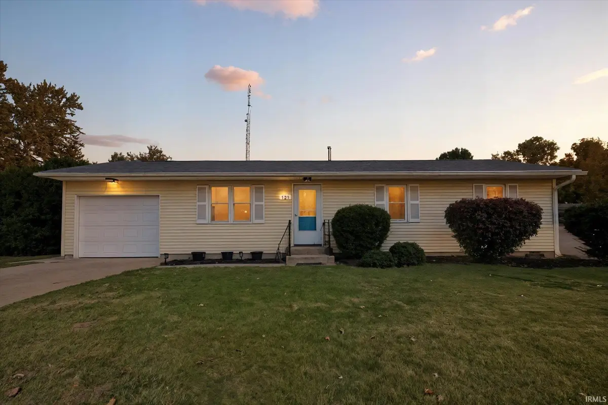 121 Lake Trail, Lakeville, IN 46536 - Image #1