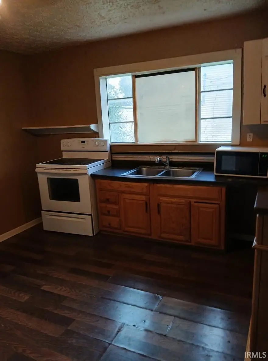 1139 S Ohio Street, Martinsville, IN 46151 - Image #2