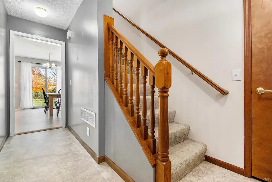 4363 N 700, Leesburg, IN 46538 - Image #3