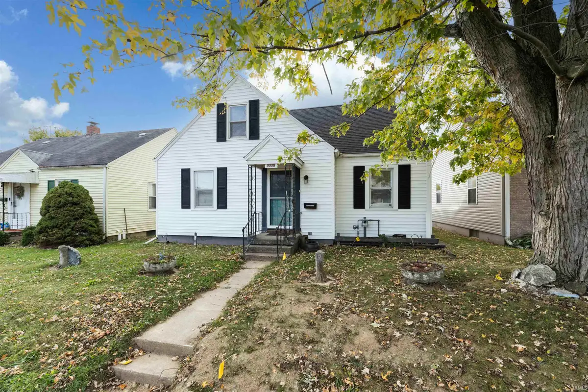 2225 W 8th Street, Muncie, IN 47302 - Image #1