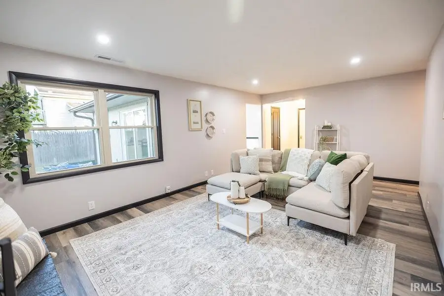 300 W Horizon Road, Muncie, IN 47303 - Image #2