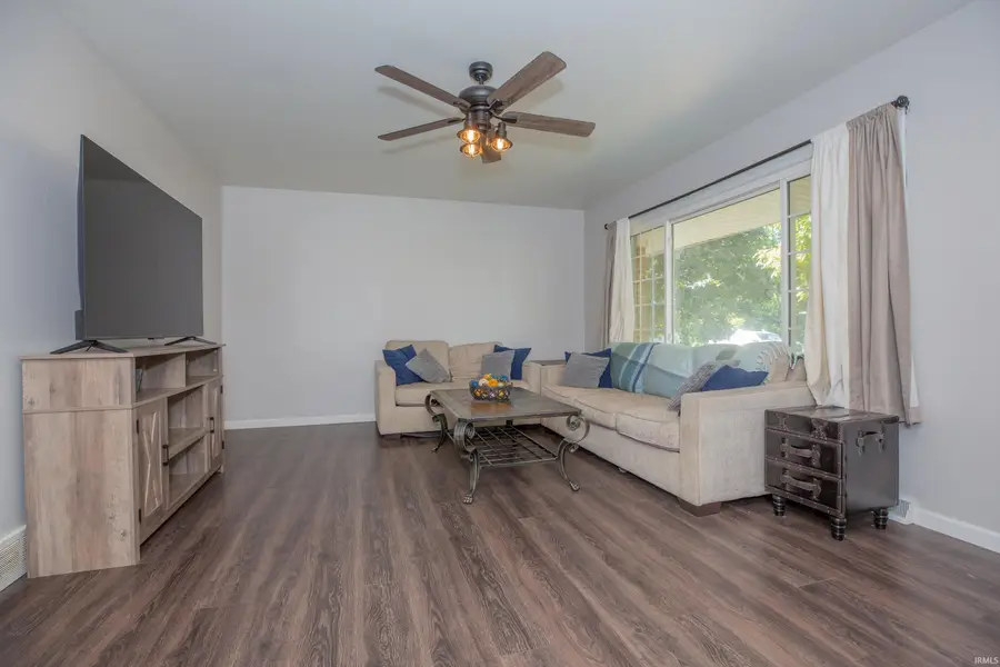 1316 Elk Street, Mount Vernon, IN 47620 - Image #2