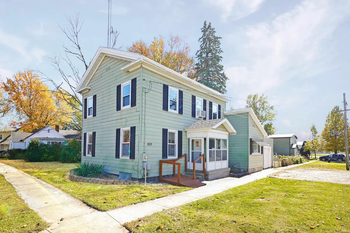 202 E Main Street, Silver Lake, IN 46982 - Image #1