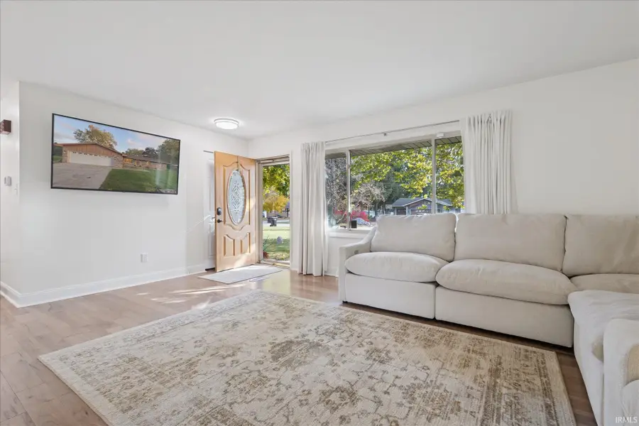 11837 Bowman Drive, Mishawaka, IN 46545 - Image #3