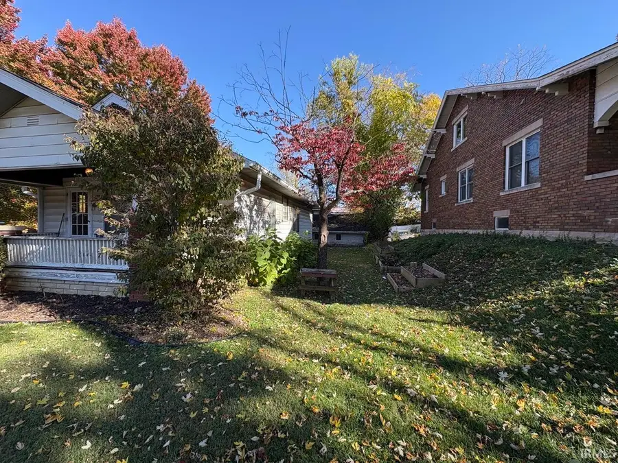 810 N Walnut Street, Bloomington, IN 47404 - Image #3