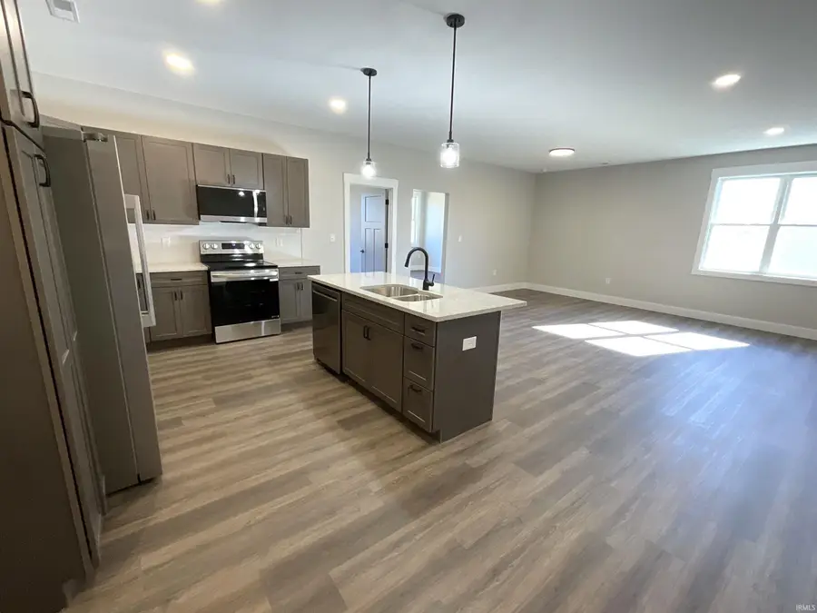 712 White Oak Road, Spencer, IN 47460 - Image #3