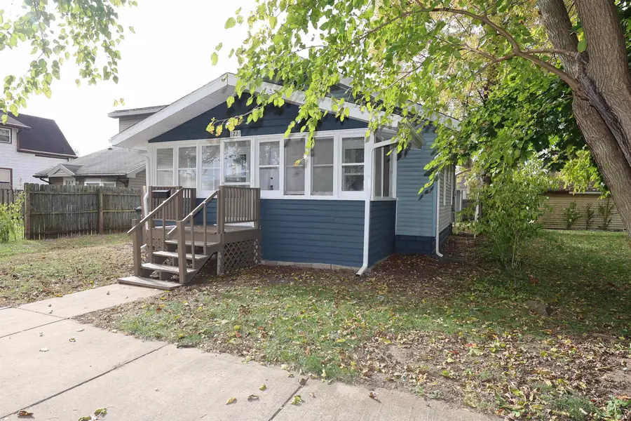 1221 Columbian Avenue, Elkhart, IN 46514 - Image #2