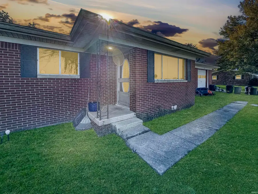 759 E 450 S, Shelbyville, IN 46176 - Image #2