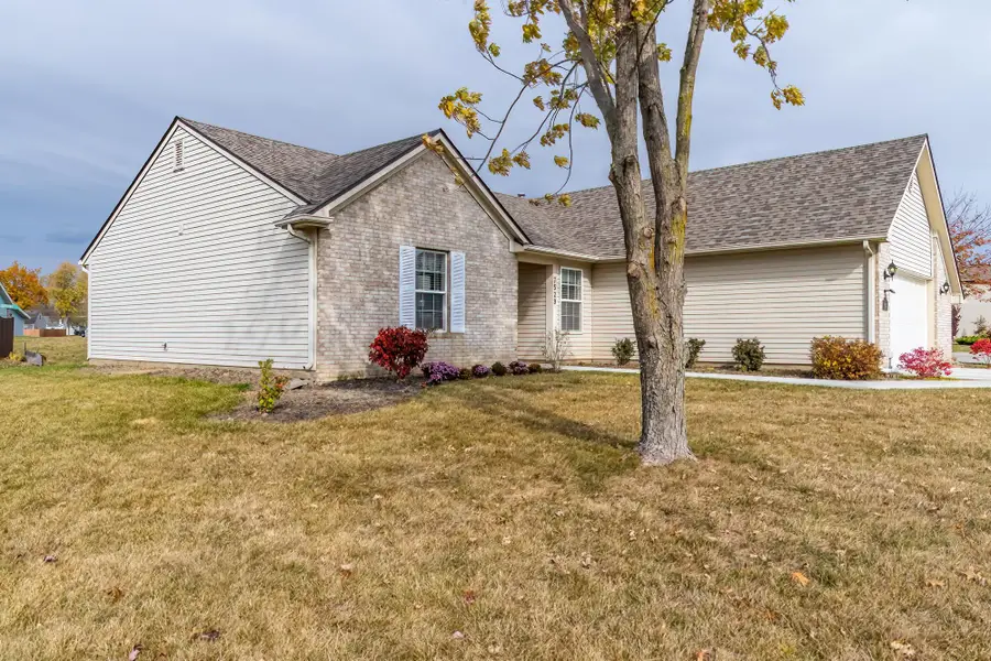 7529 Frontier Avenue, Fort Wayne, IN 46835 - Image #2