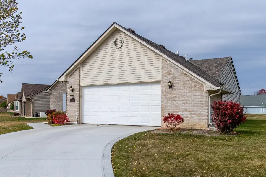 7529 Frontier Avenue, Fort Wayne, IN 46835 - Image #3