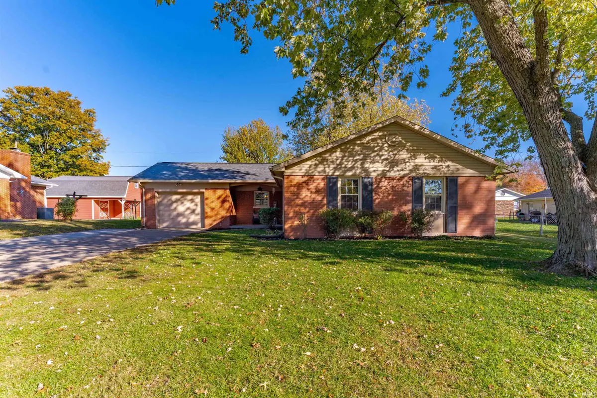 1606 Robin Lane, Mount Vernon, IN 47620 - Image #1
