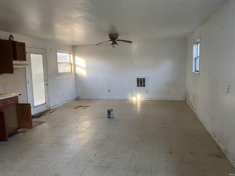 927 W Water Street, Portland, IN 47371 - Image #3