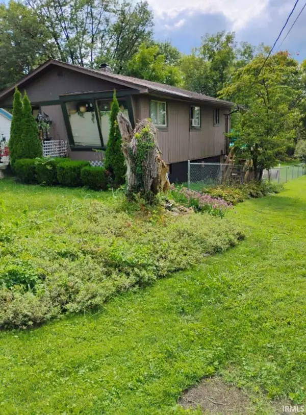 122 Washington Boulevard, Salem, IN 47167