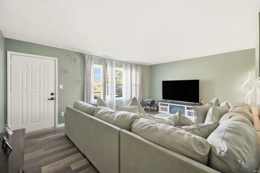 7102 Saint Joe Road, Fort Wayne, IN 46835 - Image #3