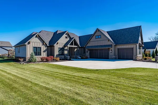 16570 Chilton Cove, Huntertown, IN 46748