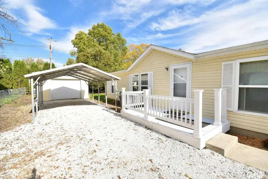 909 E 8th Street, Fowler, IN 47944 - Image #3