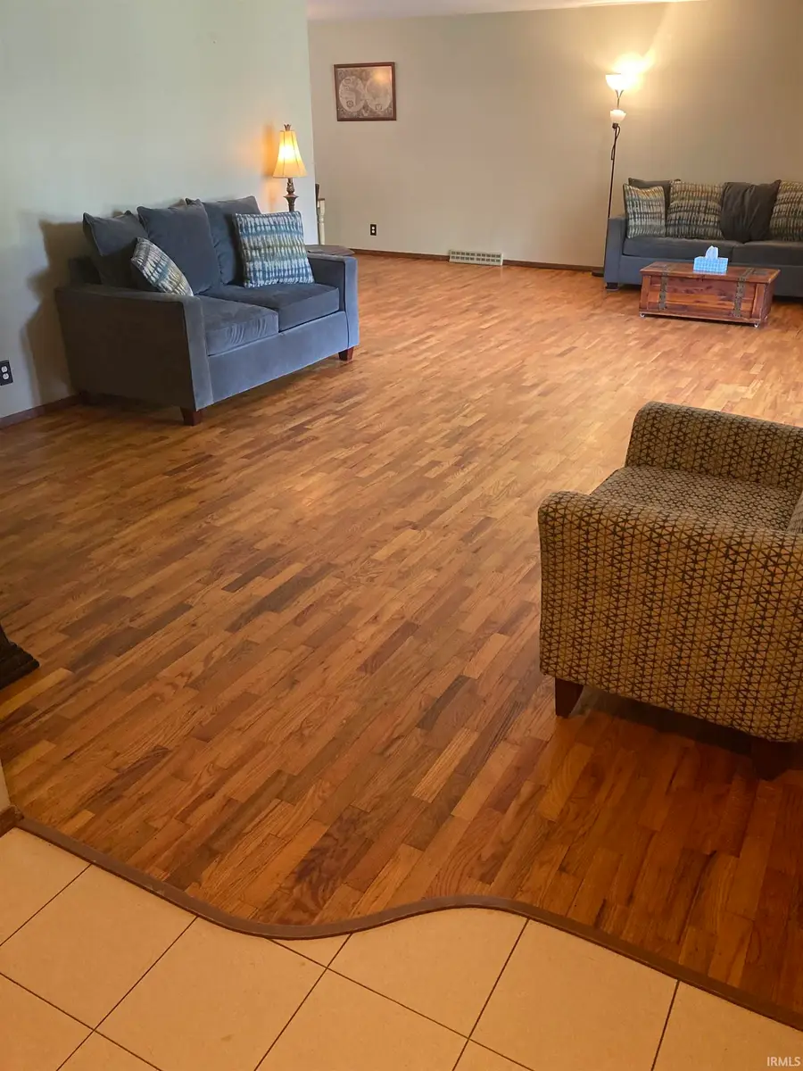 1004 Timbercrest Drive, Logansport, IN 46947 - Image #3