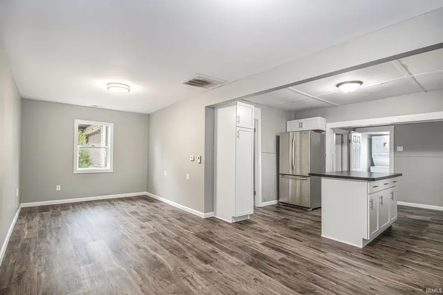 56205 Hoosier Avenue, Mishawaka, IN 46545 - Image #3