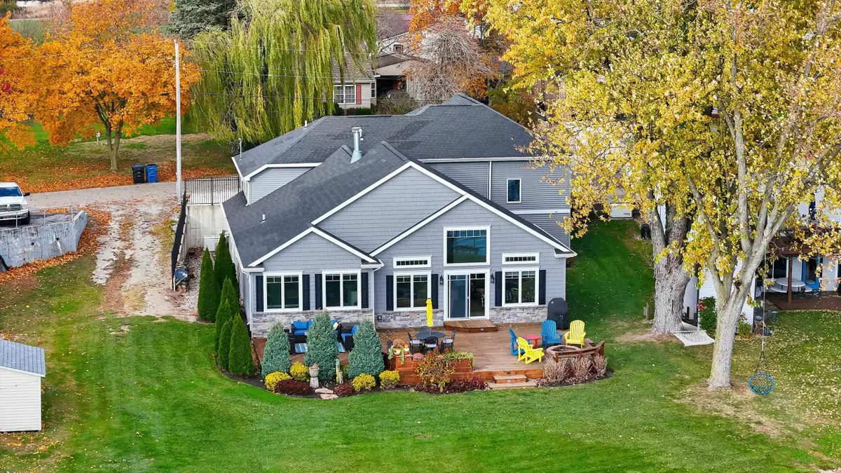 9630 E 520 S, Wolcottville, IN 46795 - Image #1