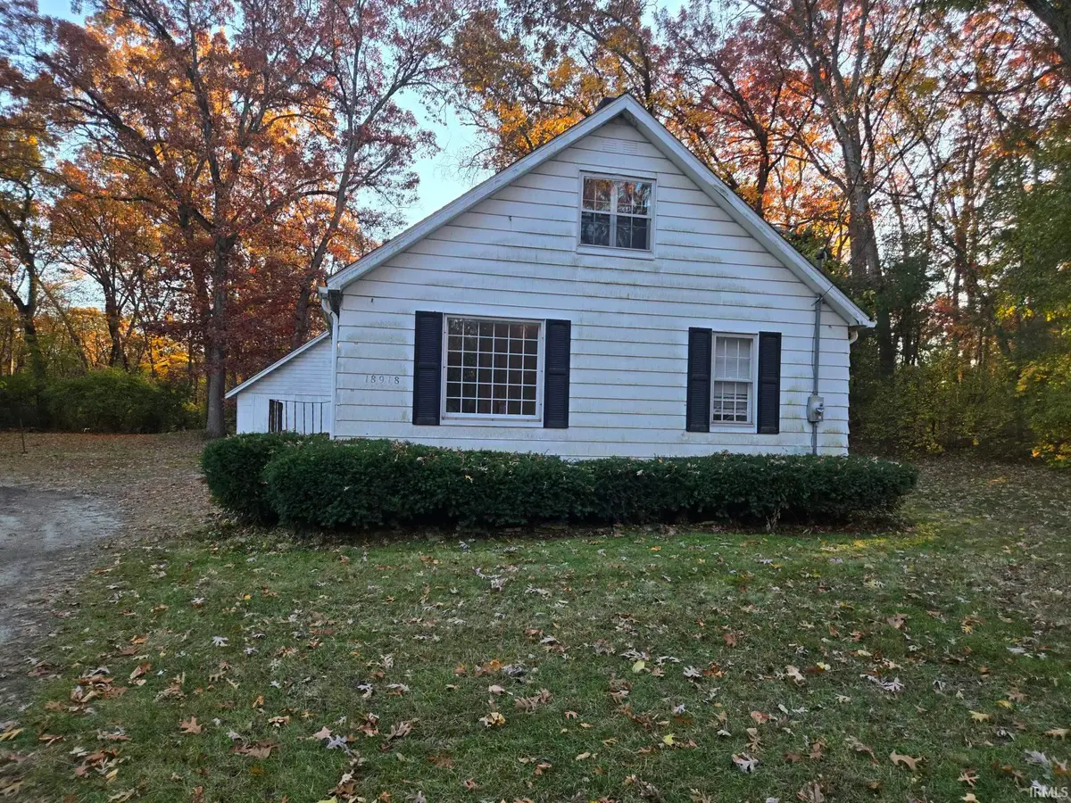 18918 Darden Road, South Bend, IN 46637 - Image #1