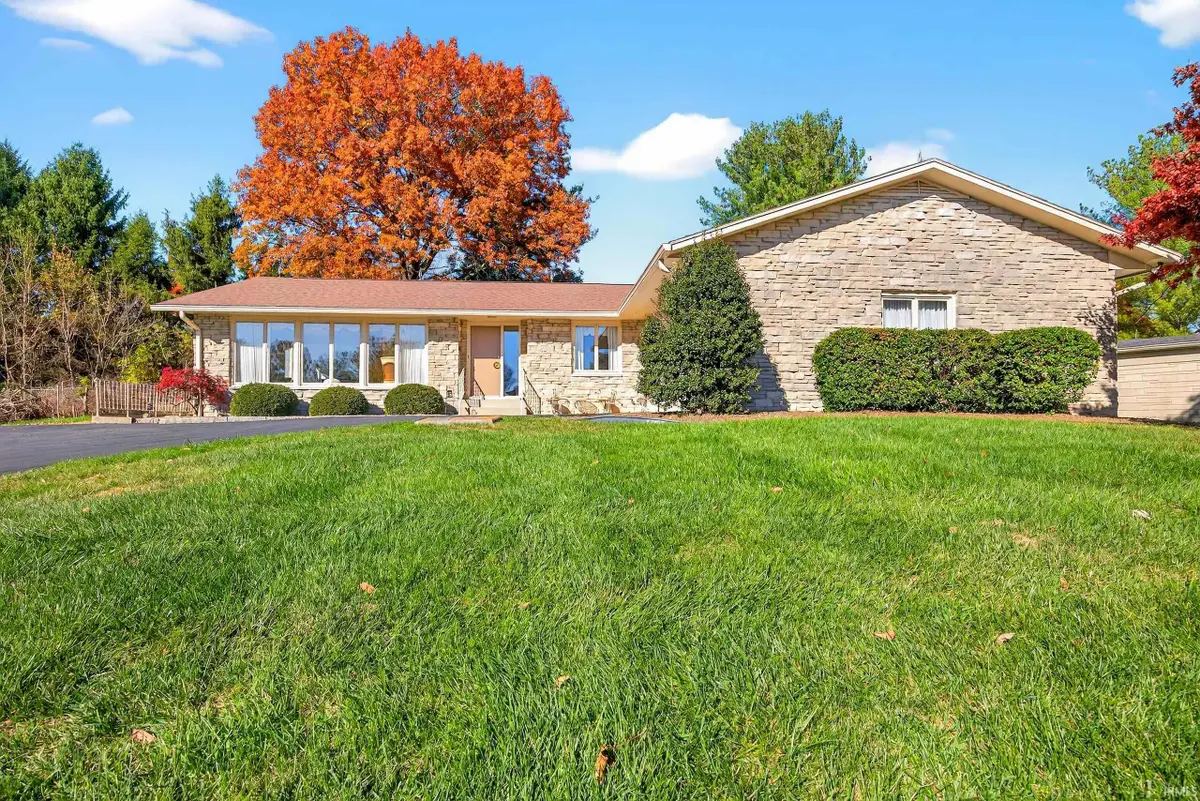 317 E Clover Lane, Bloomington, IN 47408 - Image #1