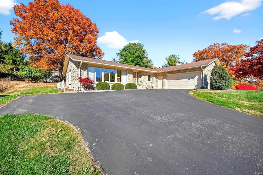 317 E Clover Lane, Bloomington, IN 47408 - Image #3